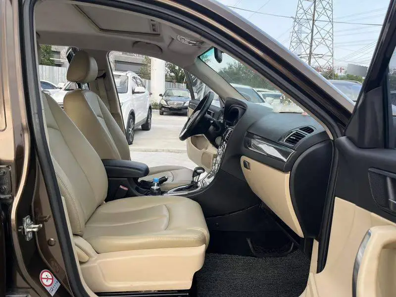 China V5 2012 1.5T Automatic 2WD Luxury Model — 18