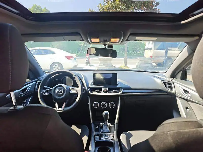 Mazda CX-4 2018 2.0L Automatic 2WD Blue Sky Vitality Edition National V — 13