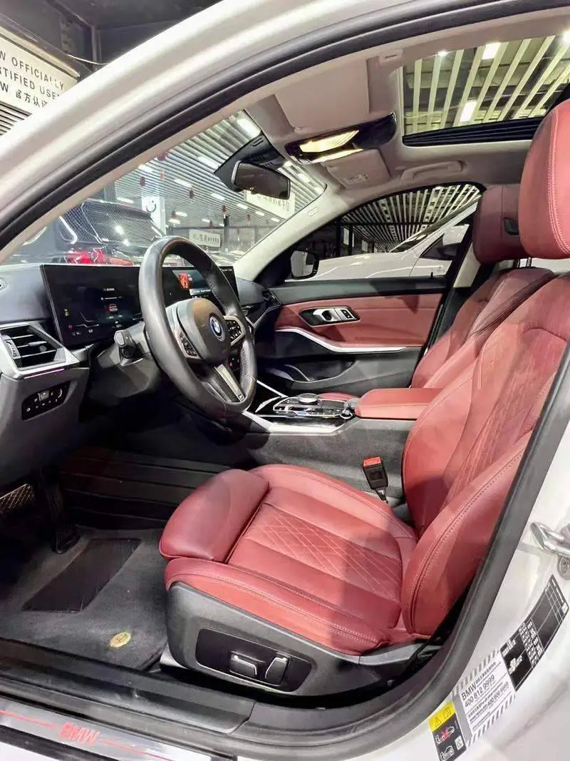 BMW i3 2025 eDrive 35 L — 8