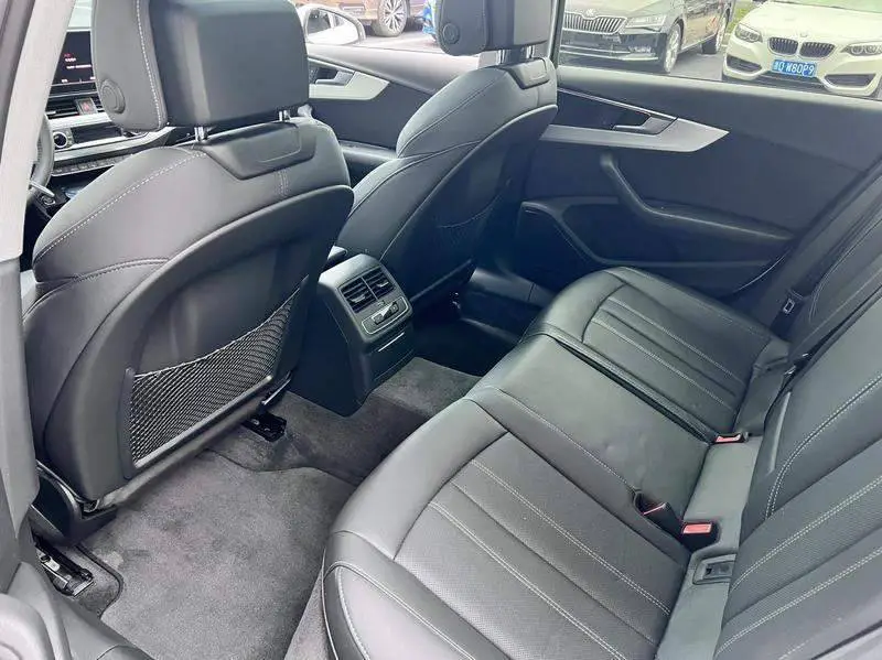 Audi A4L 2022 40 TFSI Stylish and Dynamic — 19
