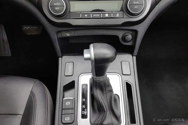 Haval H6 Coupe 2019 1.5T Automatic 2WD Super Luxury Smart Link Edition National V — 15