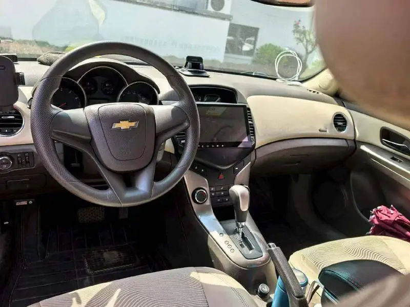 Cruze 2016 1.5L Automatic Fashion Sunroof Edition — 8