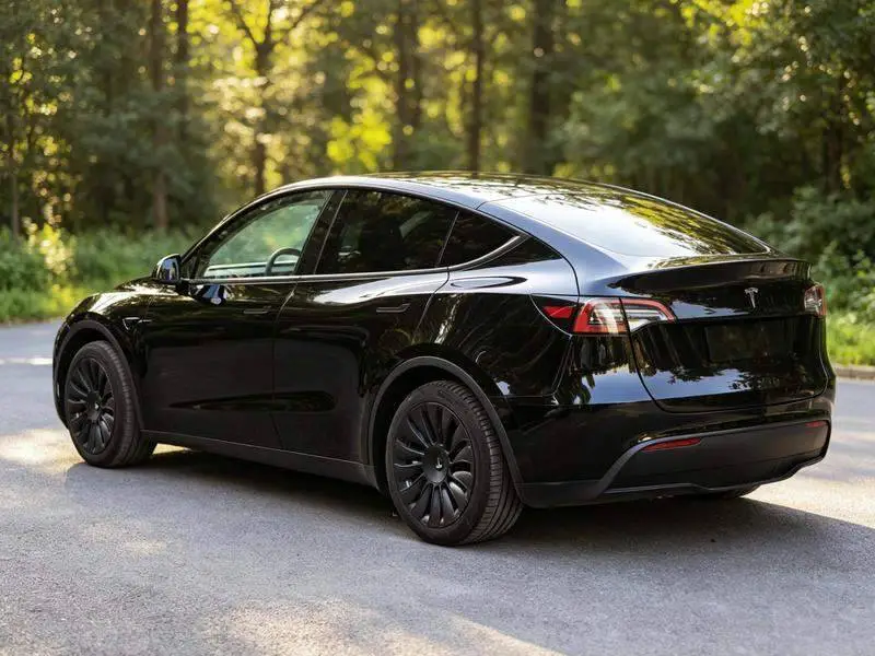 Model Y 2023 rear-wheel drive version — 5
