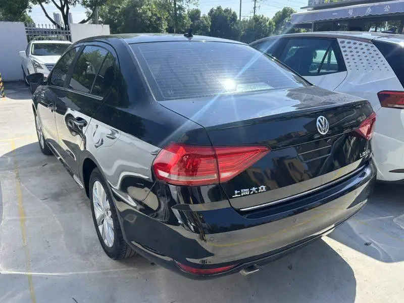 Lavida 2015 1.6L Automatic Comfort Edition — 4