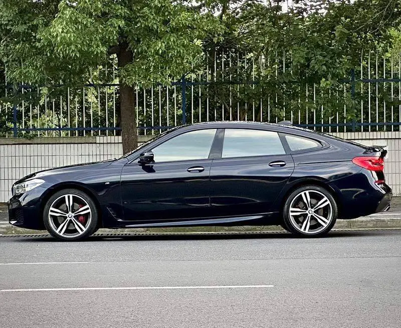 BMW 6 Series GT 2018 640i xDrive M Sport Package — 4