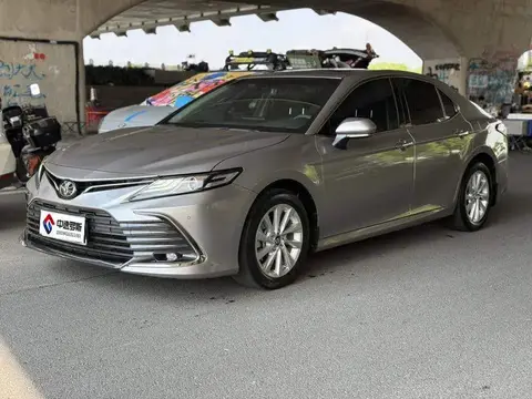 Camry 2021 2.0G Deluxe Edition