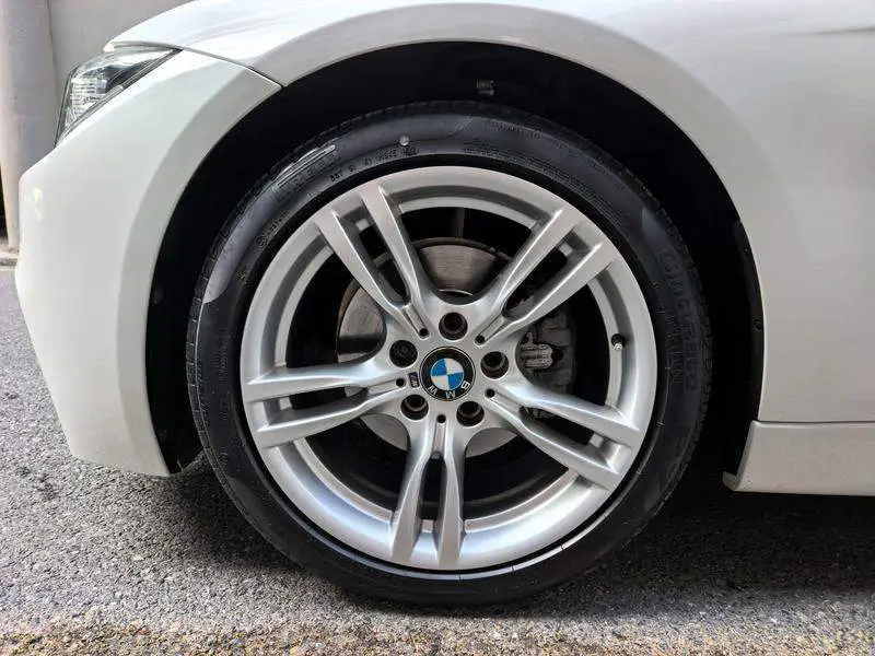 BMW 3 Series 2017 320Li M Sports — 7
