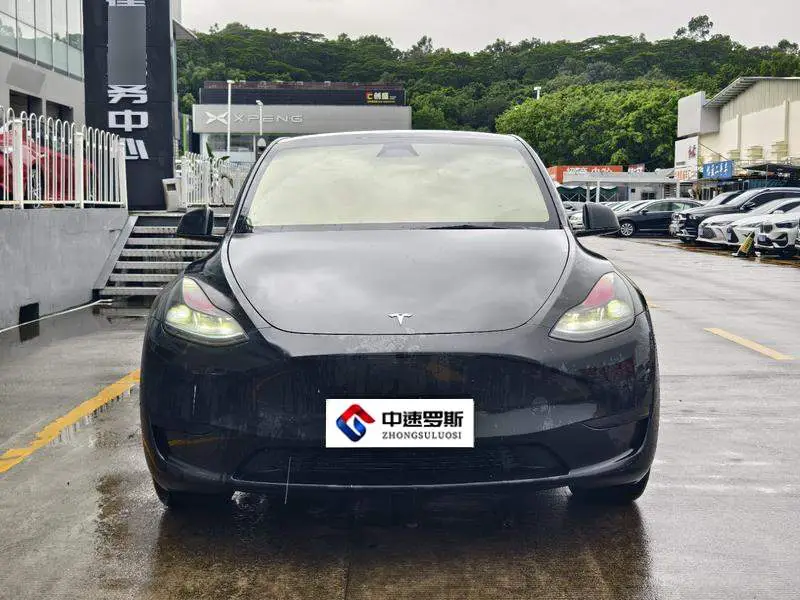 Model Y 2024 rear-wheel drive version — 2