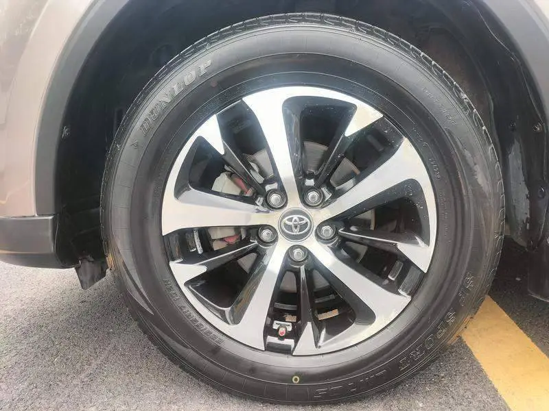 RAV4 Rongfang 2019 2.0L CVT 2WD Fashion Edition National VI — 9