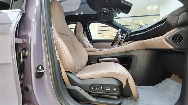 NIO EC6 2024 75kWh — 17