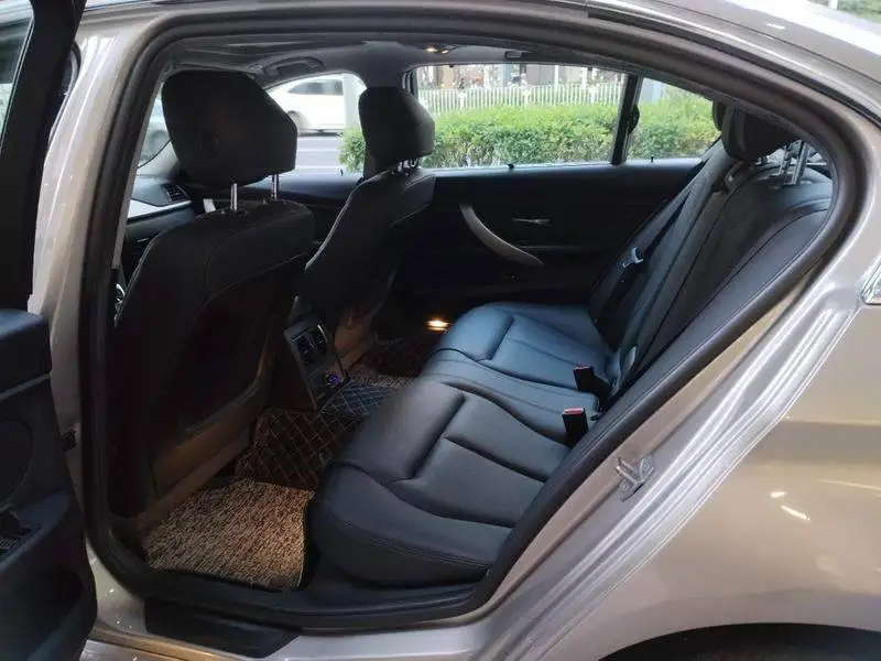 BMW 3 Series 2016 320Li Fashion Edition — 18