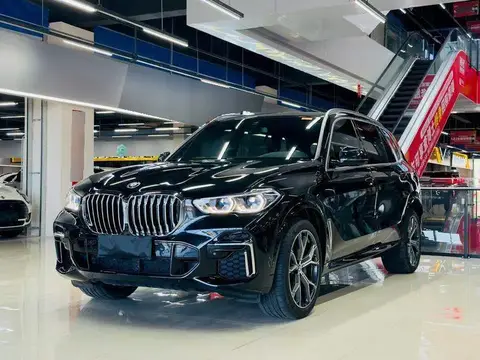 BMW X5 2022 xDrive 40Li M Sport Package