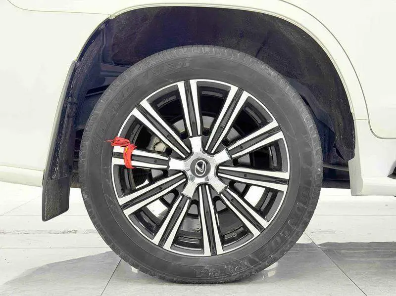 Lexus LX 2019 570 Dynamic Luxury Edition — 7