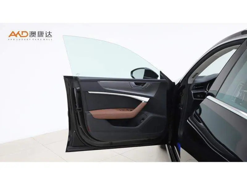 Audi A7L 2024 45 TFSI quattro Luxury Edition — 9