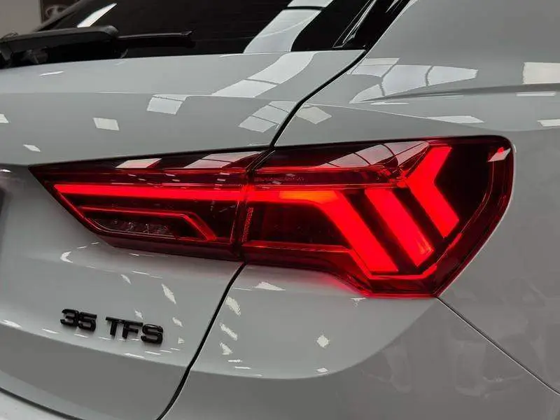 Audi Q3 2022 35 TFSI Stylish and Dynamic — 10