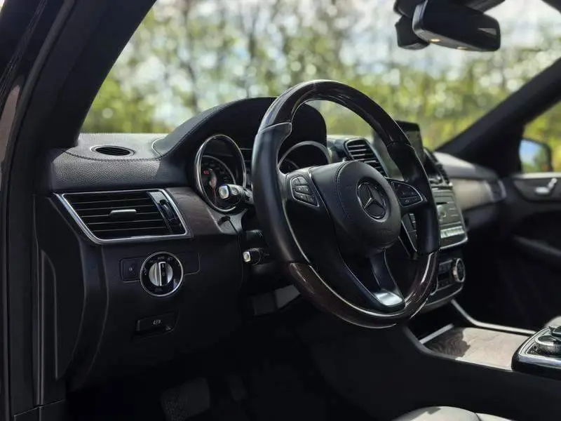 Mercedes-Benz GLS 2018 GLS 400 4MATIC Luxury — 20