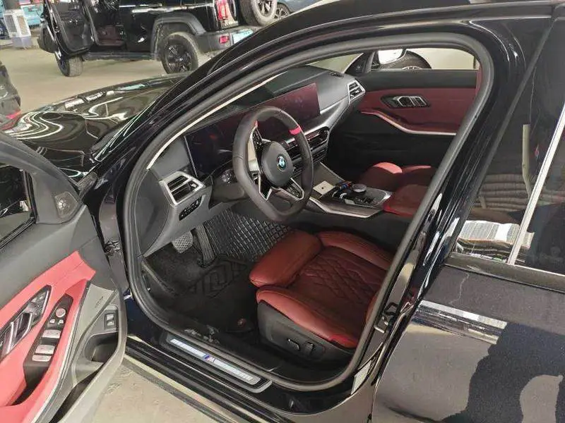 BMW 3 Series 2025 330Li M Sport Night Edition — 5