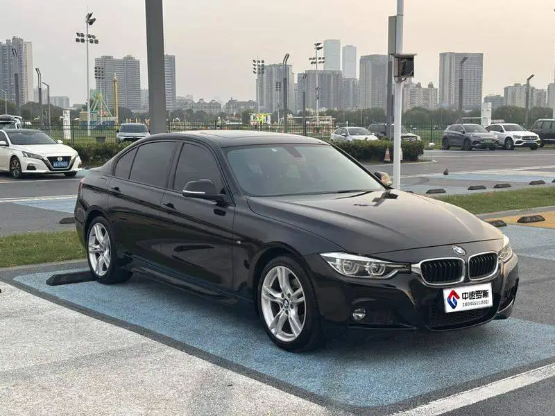 BMW 3 Series 2018 320Li Leading M Sport Package — 3