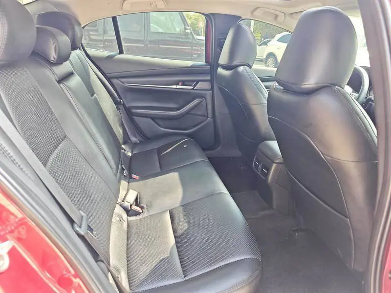 Mazda 3 Angkesaila 2021 1.5L Automatic Quality Edition — 19