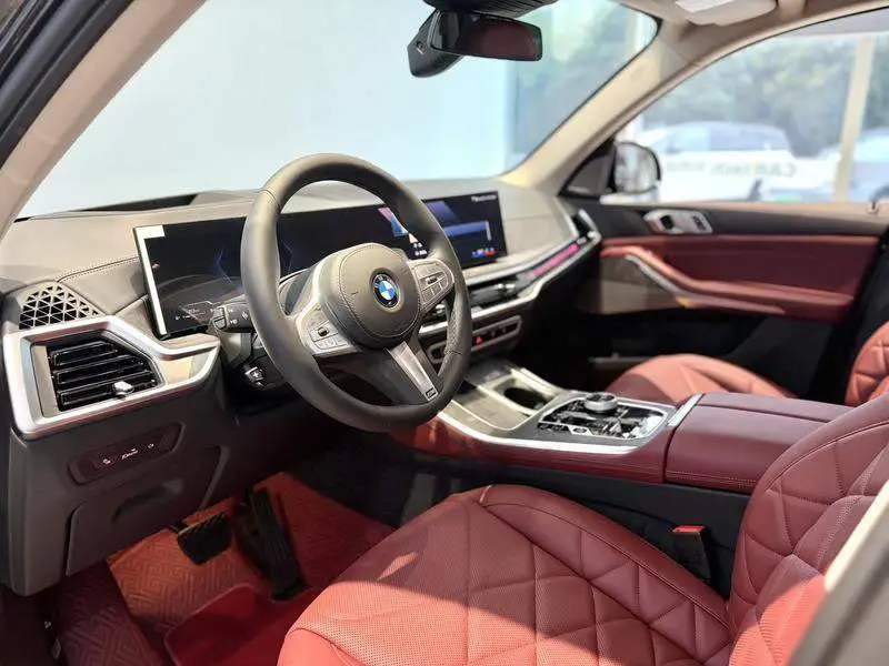 BMW X5 2025 xDrive 30Li M Sport Night Package — 17