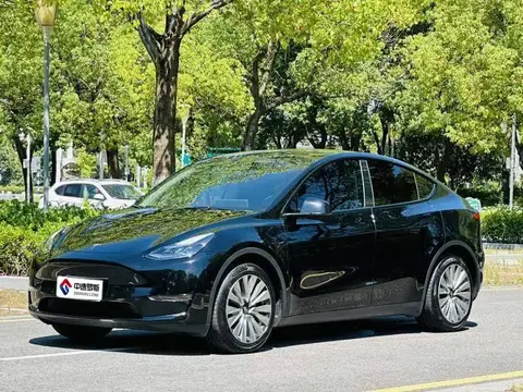 Model Y 2023 Long Range All-Wheel Drive