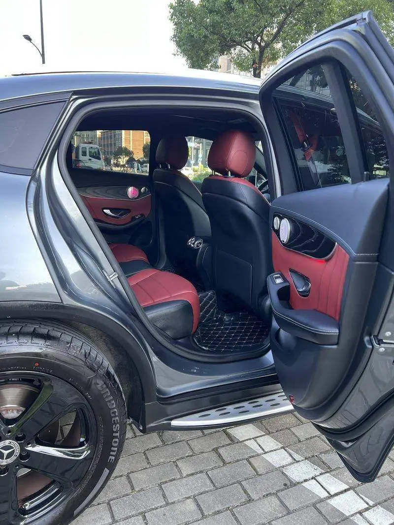 Mercedes-Benz GLC Coupe 2019 facelifted GLC 200 4MATIC coupe SUV — 9