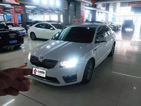 Octavia 2017 1.6L Automatic Innovation Edition