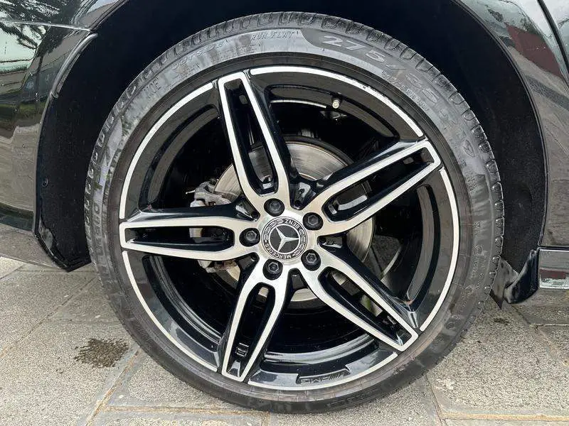 Mercedes-Benz E-Class 2018 E 300 Sport — 15
