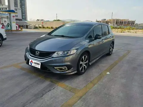 Jed 2014 1.8L CVT Luxury Premium Edition 5 Seaters
