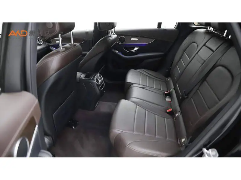 Mercedes-Benz GLC 2020 GLC 260 L 4MATIC Luxury — 9
