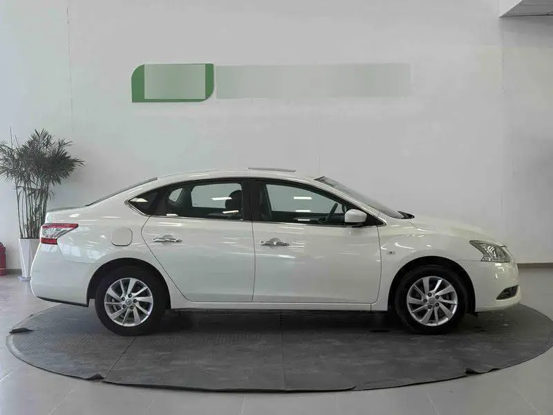 Sylphy 2014 1.6XV CVT Premium Edition — 8