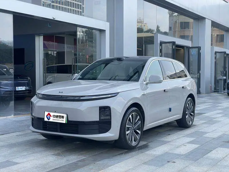 Ideal L6 2025 Pro Intelligent Refresh Edition — 9