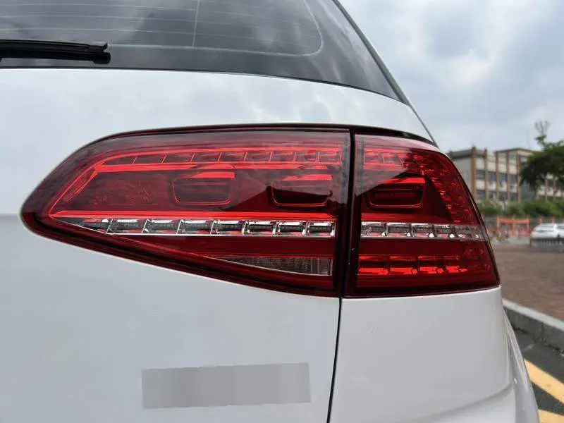 Golf 2016 1.6L Automatic Fashion Model — 11