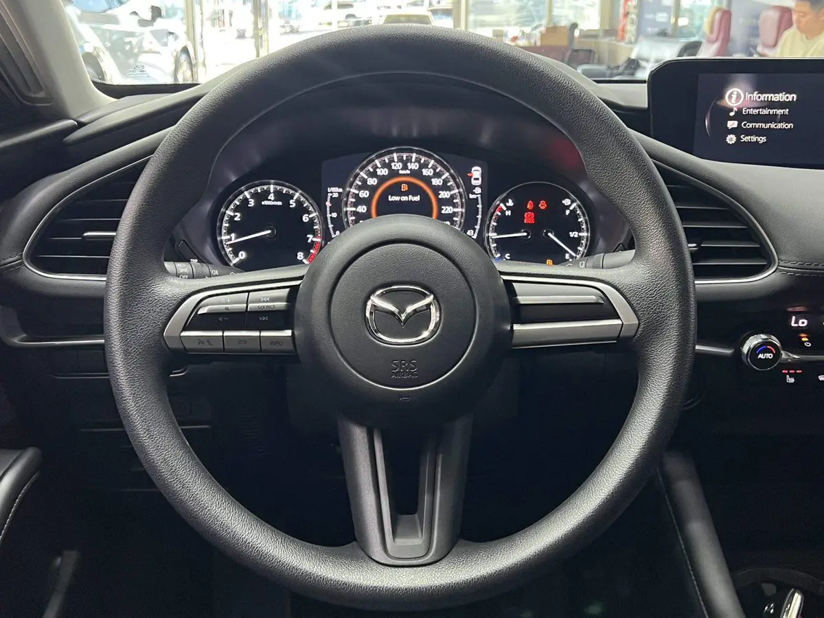 Mazda 3 Angkesaila 2022 2.0L Automatic Quality Edition — 14