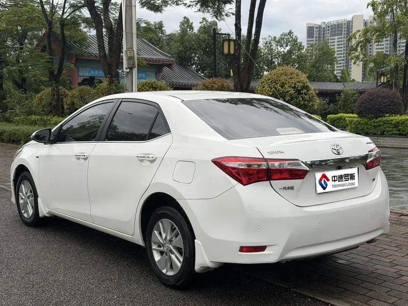 Corolla 2017 1.6L CVT GL — 4