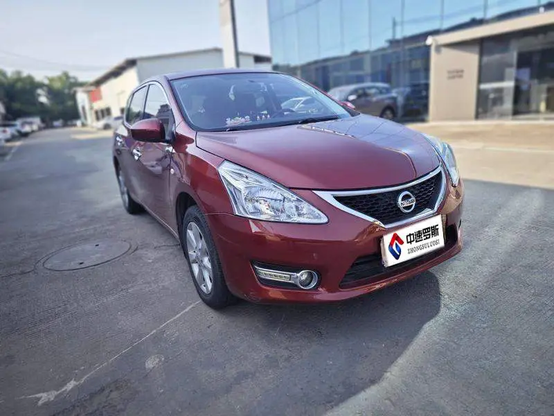 TIIDA 2014 1.6L CVT Intelligent Model — 2