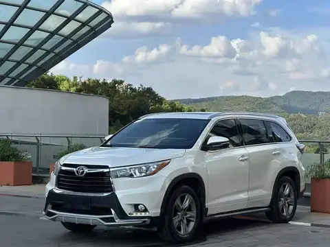 Highlander 2015 2.0T 4WD Luxury Edition 7 Seaters