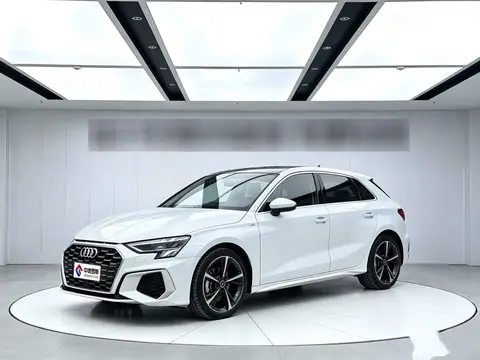 Audi A3 2022 Sportback 35 TFSI Stylish and sporty
