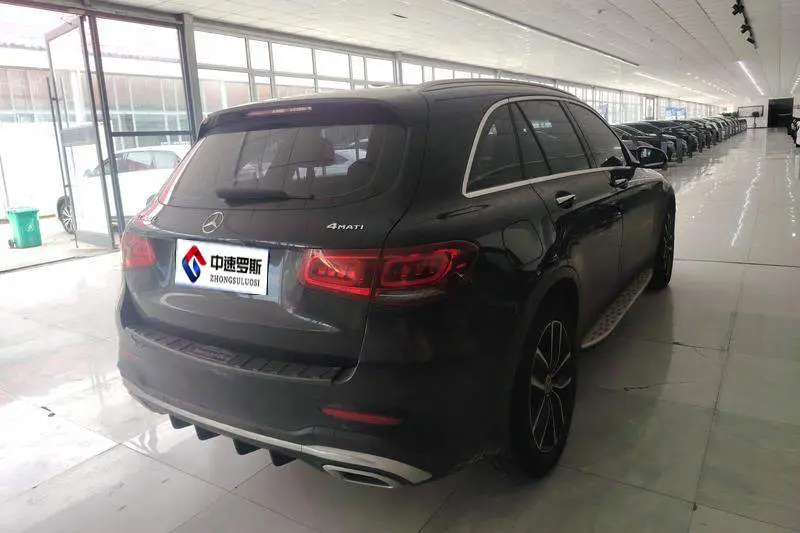 Mercedes-Benz GLC 2021 GLC 300 L 4MATIC Dynamic — 3