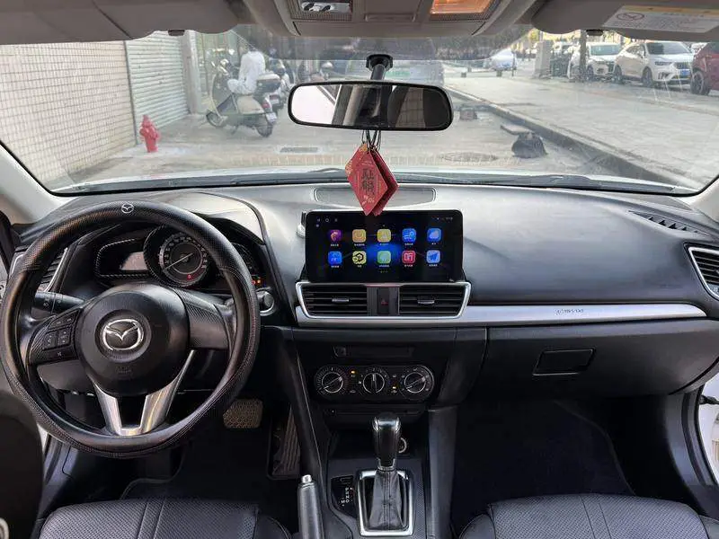 Mazda 3 Angkesaila 2014 Sedan 1.5L Automatic Comfort — 10
