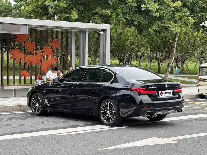 BMW 5 Series 2023 530Li Leading M Sport Package — 4