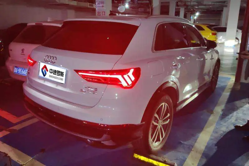 Audi Q3 2024 35 TFSI Progressive Elegant Edition — 3