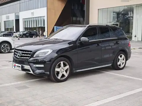Mercedes-Benz M-Class 2014 ML 400 4MATIC Luxury