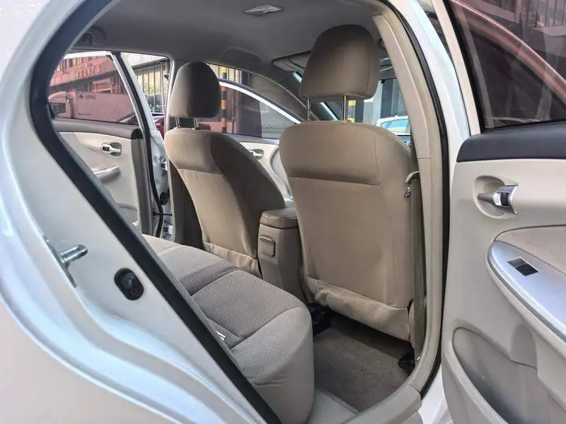 Corolla 2011 1.6L Manual GL — 15