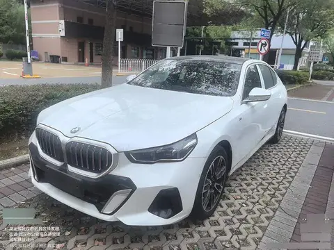 BMW 5 Series 2024 530Li Leading M Sport Package