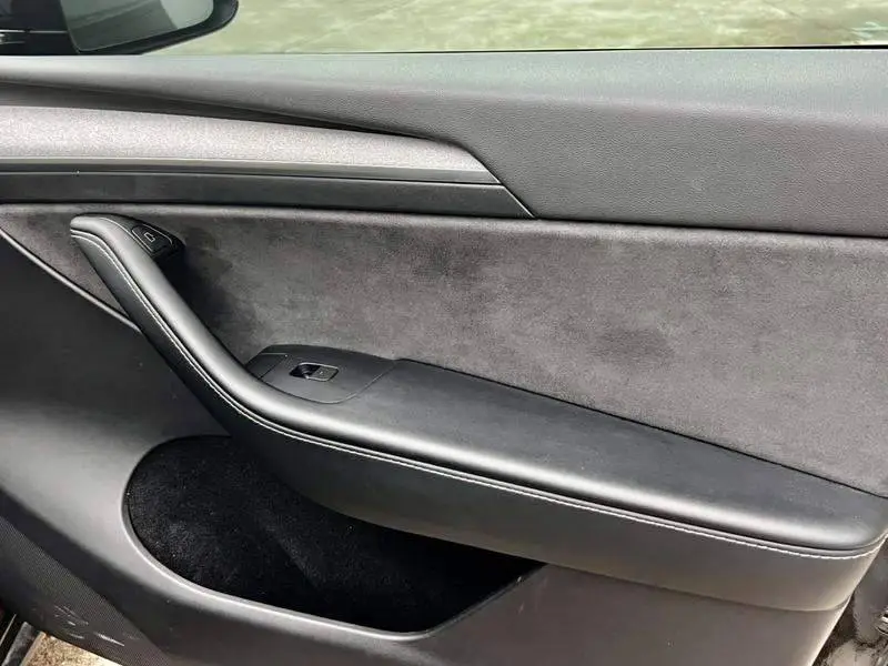 Model Y 2022 facelifted rear-wheel drive version — 19