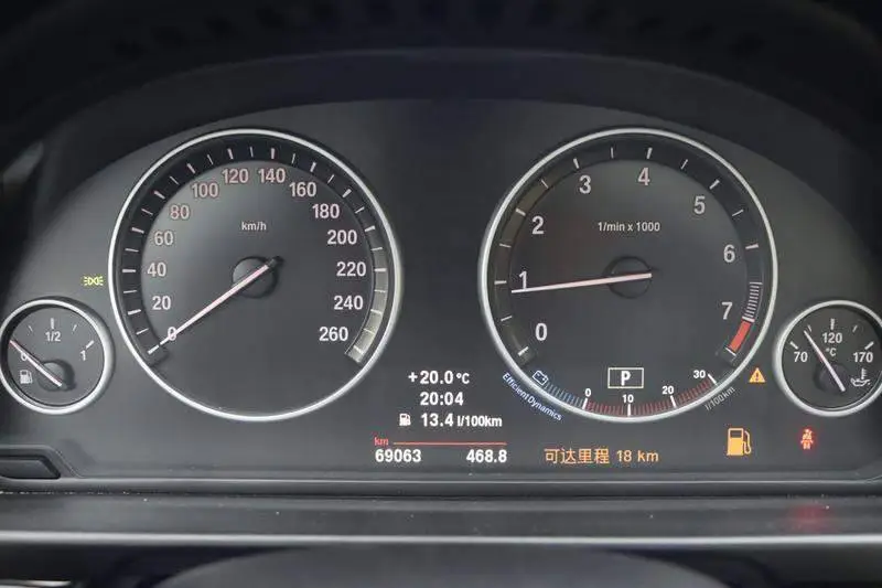 BMW 5 Series 2013 525Li Luxury — 12