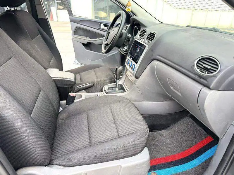 Fox 2012 Hatchback Classic 1.8L Automatic Basic Model — 5