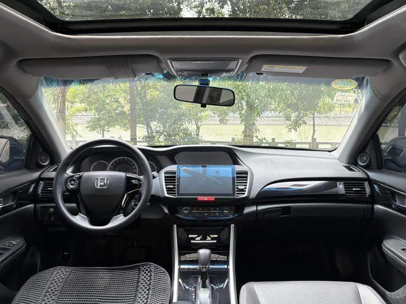 Accord 2016 2.0L Comfort Edition — 7