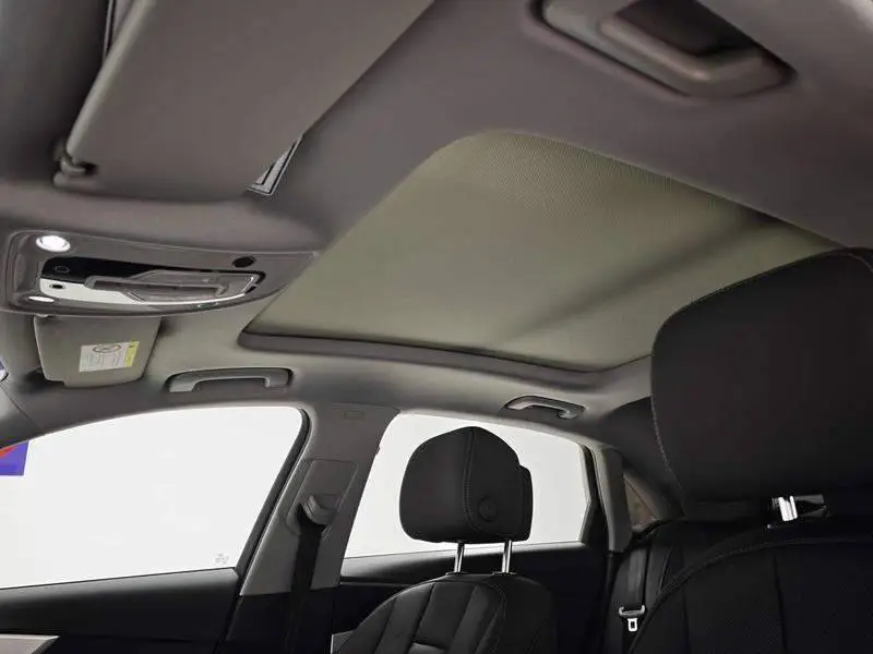 Audi A4L 2020 40 TFSI Stylish and Elegant — 16